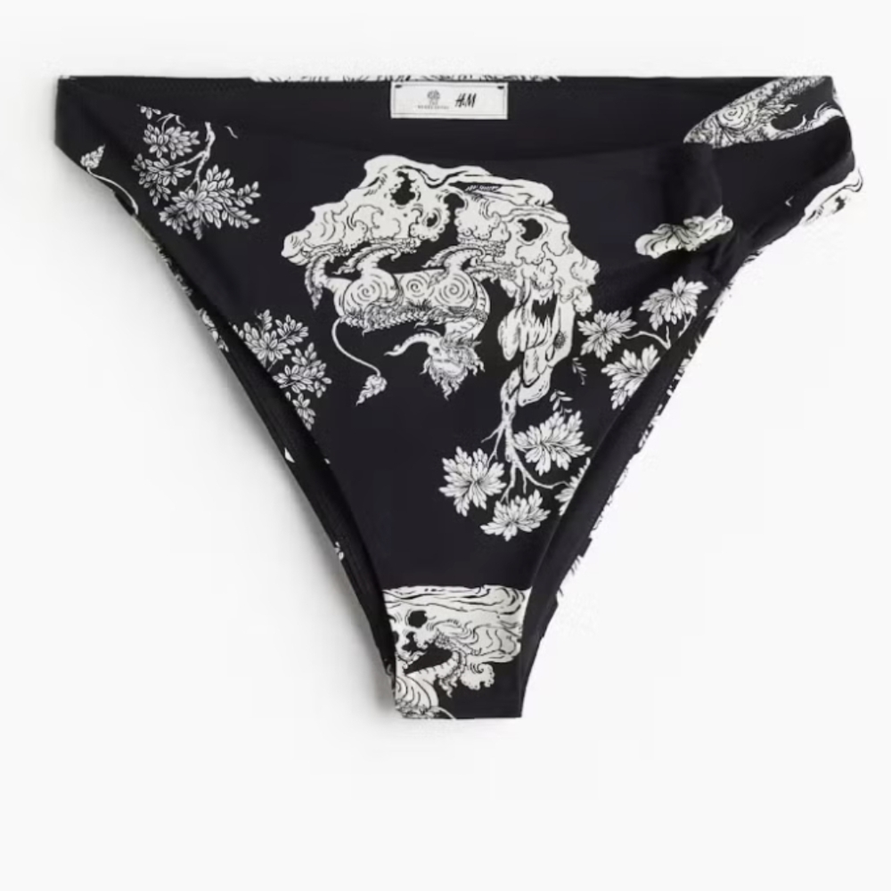 *LAST CHANCE* H&M THE WHITE LOTUS Black and White Patterned Bikini Bottoms NWT - Picture 1 of 9